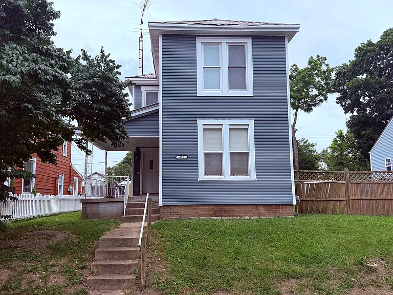 428 S 6th St — Photo 10