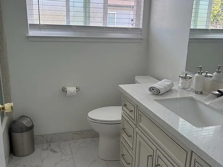 148 Belwood Ct #B — Photo 12