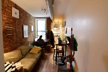 Rented by Lucky Apt Inc