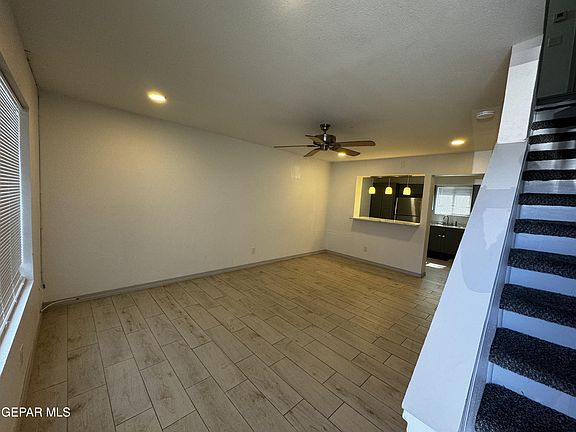 2nd image of 8963 Norton St