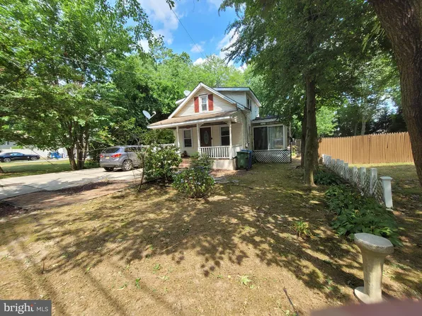47 Oakview Ave, Cherry Hill, NJ 08002