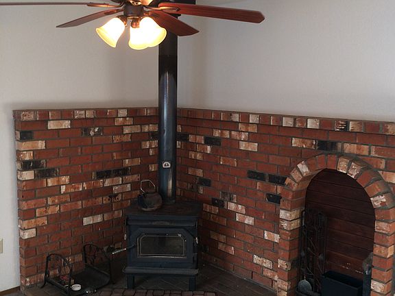 2nd image of 2312 NW Clinton Ave