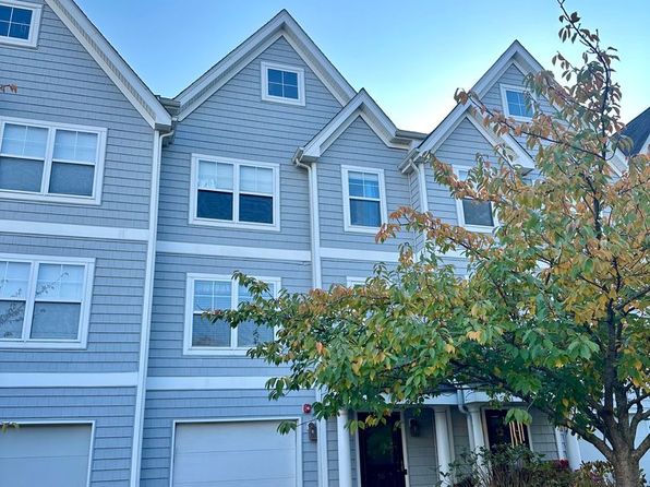 56 Canal Landing Ct