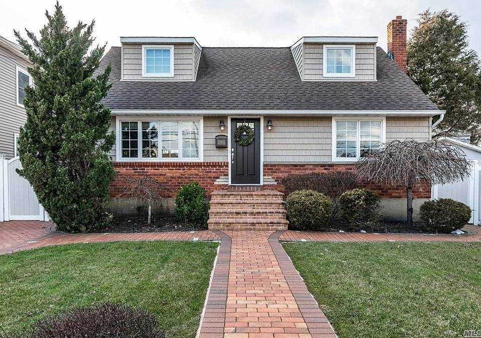1st image of 2468 Sunrise Ave