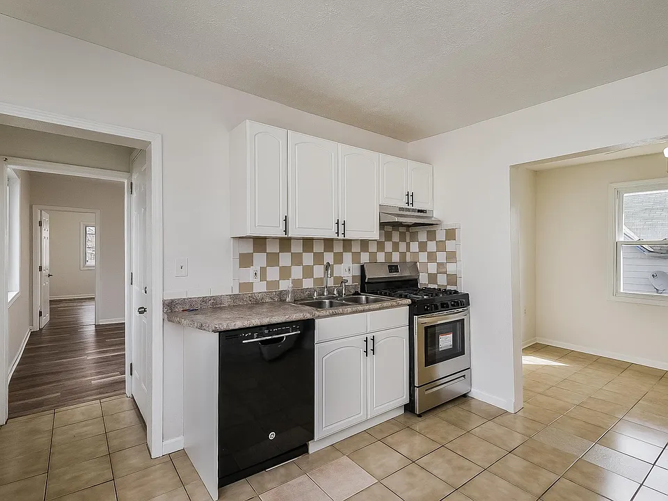 1321 Buhrer Ave #3