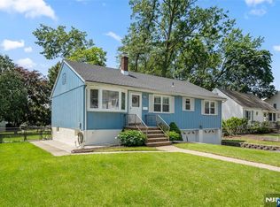 438 James St, New Milford, NJ 07646