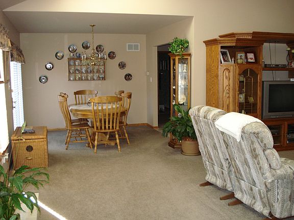2nd image of 17328 Carlyle Ct