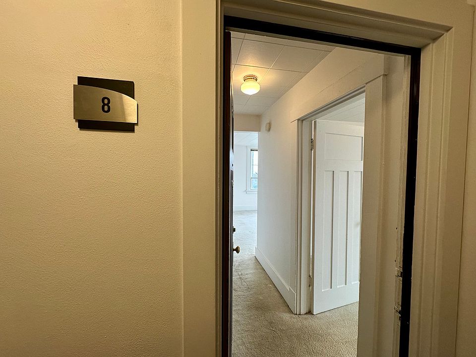 1st image of 6700 24th Ave NW APT 8
