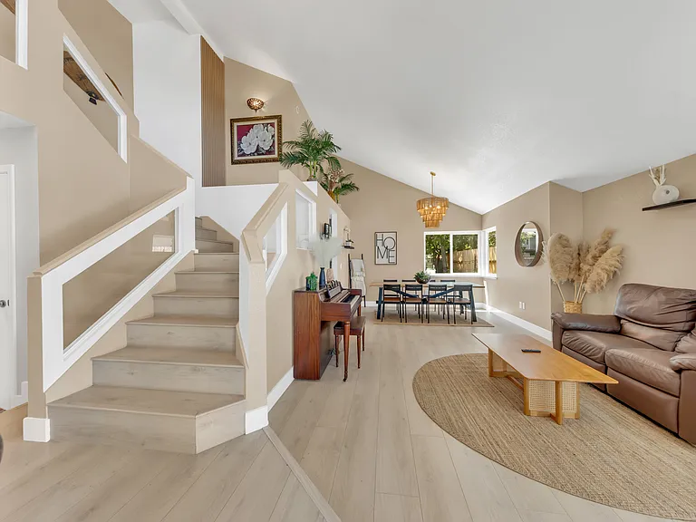 8024 Caymus Dr — Photo 55