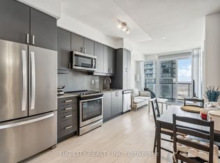 7895 Jane St #3211, Vaughan, ON