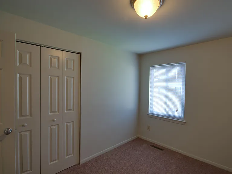 Cherrydale Apartments — Photo 23