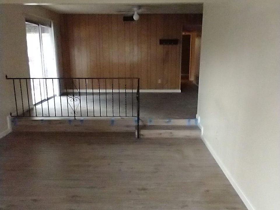 1st image of 3001 W De Ovan Ave