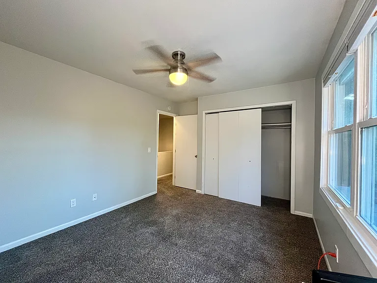 523 Cedar St NE #523 — Photo 16