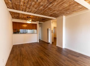 275 Hillcrest Dr APT 102, Encinitas, CA 92024