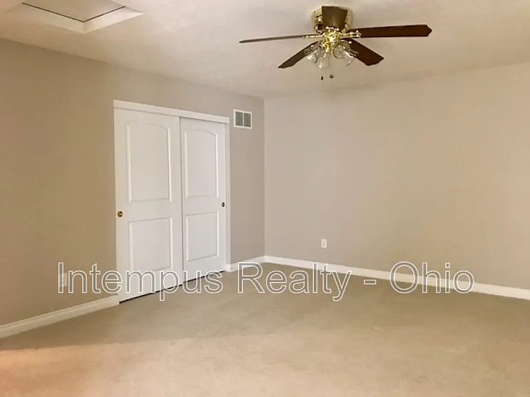 6346 Grassmere Dr — Photo 48