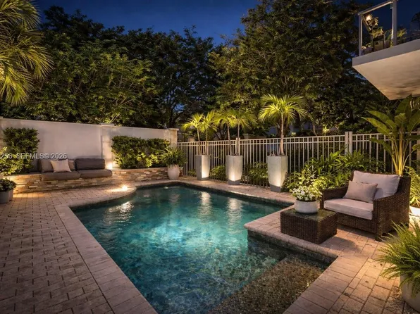 1317 NE 2nd St, Fort Lauderdale, FL 33301