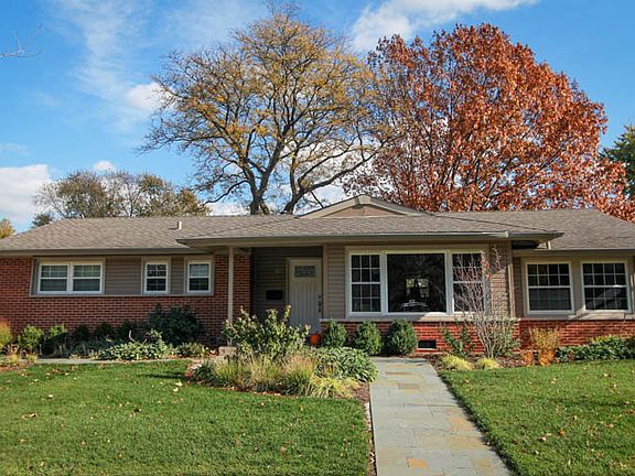 2nd image of 693 Brantwood Ave