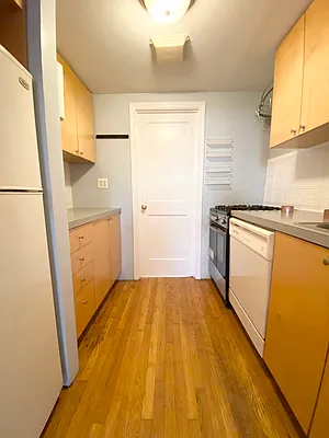 Rented by Corcoran | media 20