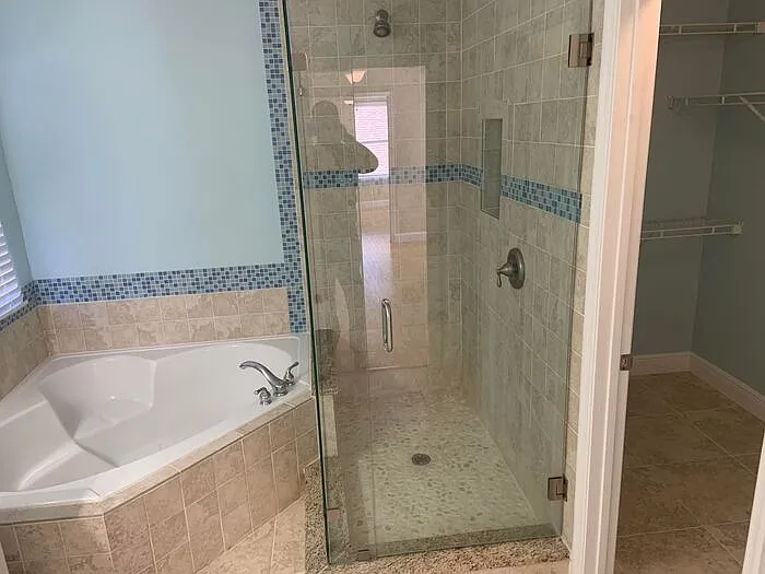 4527 Riverton Dr — Photo 11