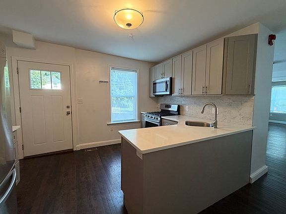 2nd image of 2 Dufton Rd #1