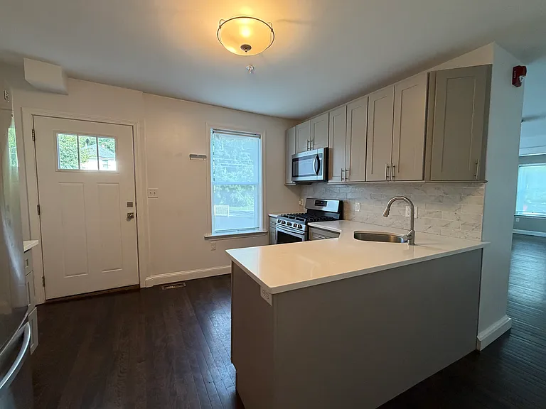 2 Dufton Rd #1 — Photo 2