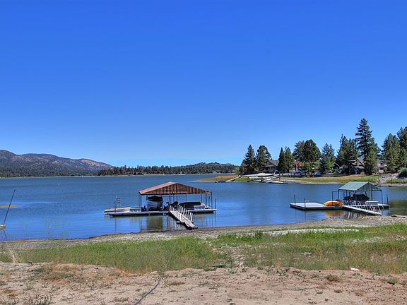 2nd image of 40180 Lakeview Dr