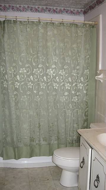 2nd image of 1645 Media Dr