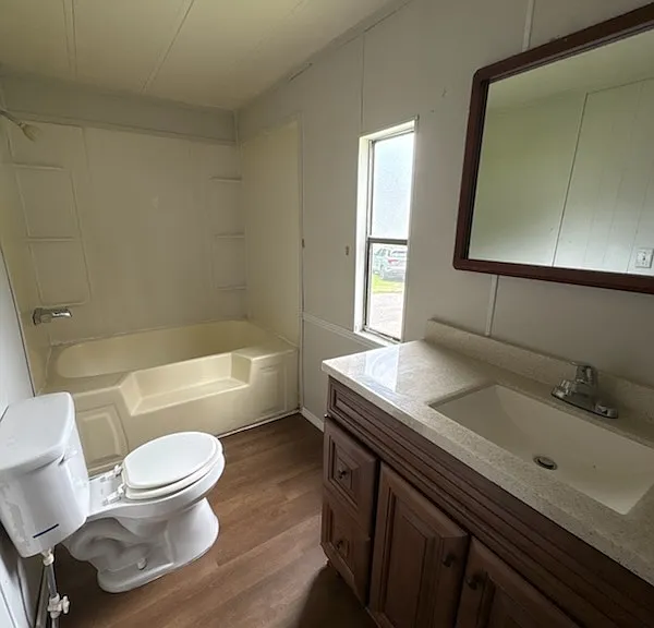 916 N Martin Luther King Jr Blvd #16 — Photo 3
