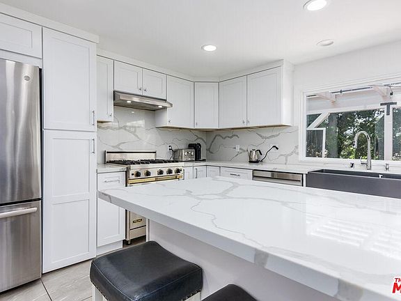 5th image of 2753 Angelo Dr