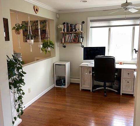 Office / Den