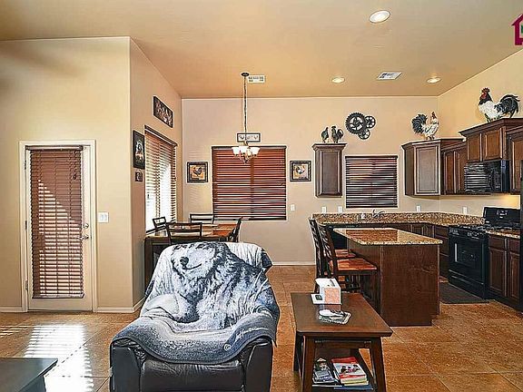 5th image of 5882 Coyote Flats St