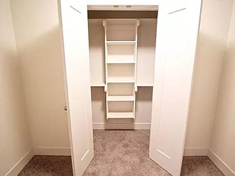 4th image of 316 Lawrence St APT 1E