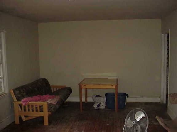 2nd image of 258 Charlesworth Ave