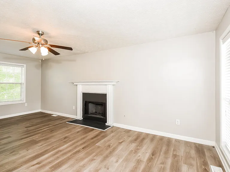 2580 Candler Way SW — Photo 6