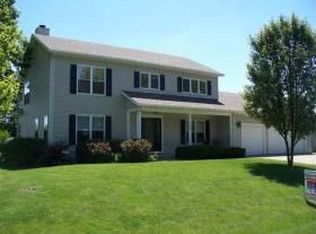 104 Rustic Lake Dr, Colona, IL 61241