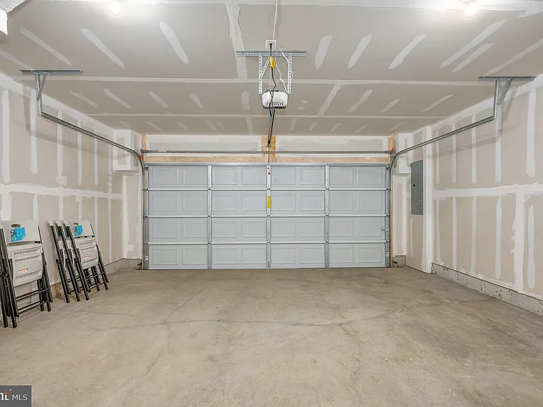 67 Swan Field Ave — Photo 8