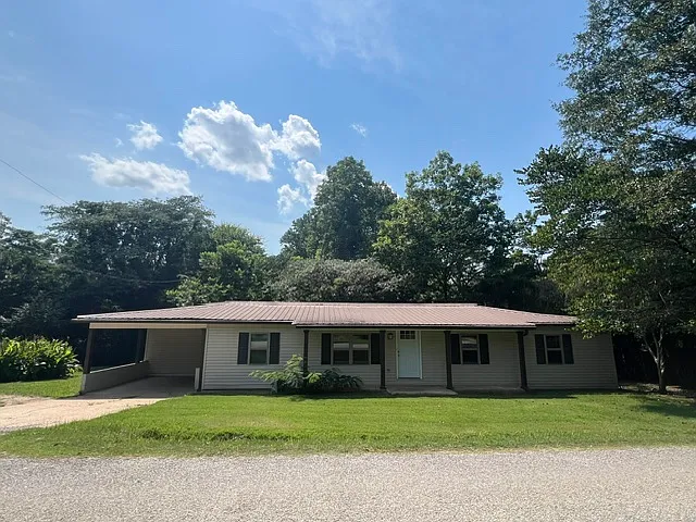 1650 Jemison Rd — Photo 1