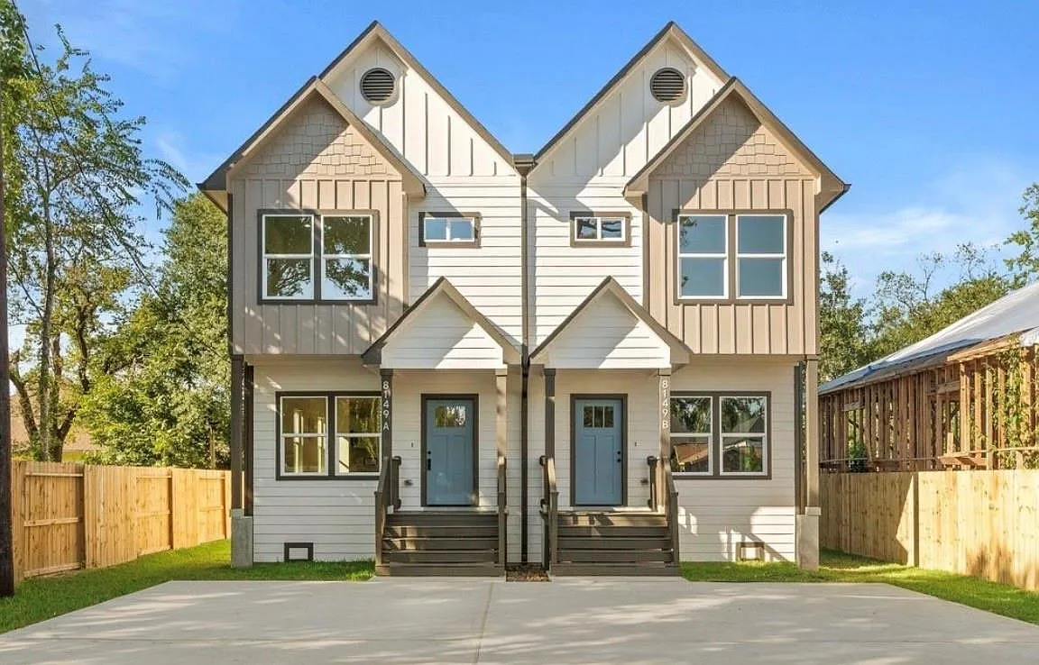 3 bed, 2.5 bath, $2,000 — Photo 1