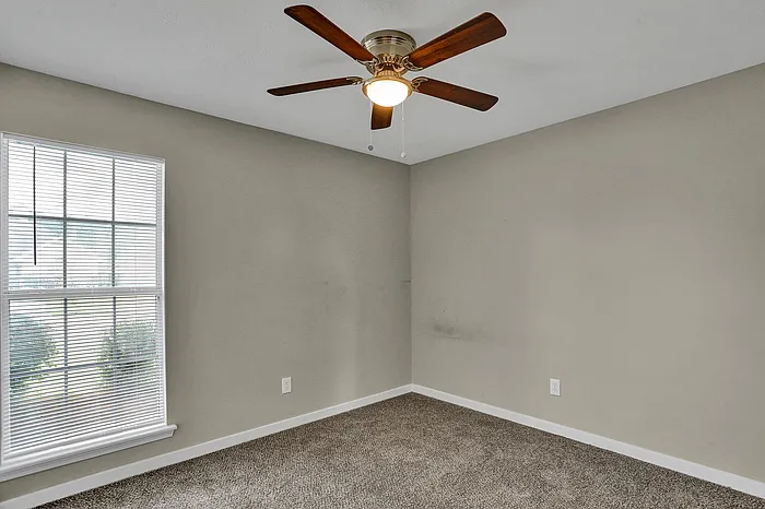 4340 Blaine Cir — Photo 11