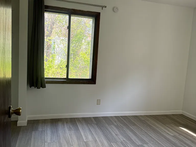 2056 Mississippi St N #102 — Photo 5