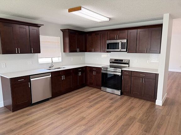 5th image of 12953 Los Alamitos Ct