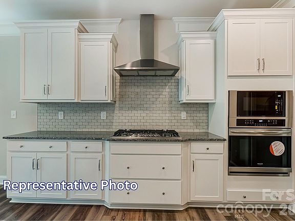 7th image of this home