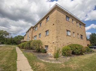 5200 Royalton Rd #C4, North Royalton, OH