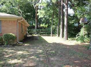 1409 W Crawford St, Denison, TX 75020