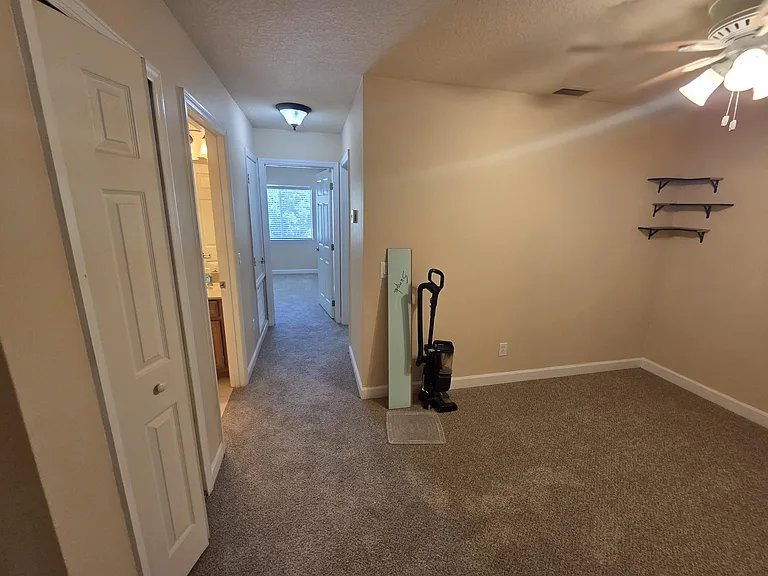 3810 Haley Ct #7 — Photo 23