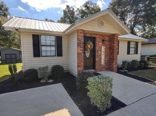 2407 Leigh Ter, Palatka, FL 32177