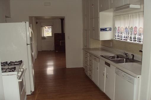 2nd image of 108 Donald St
