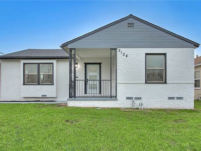 2124 Thoreau St, Los Angeles, CA, 90047