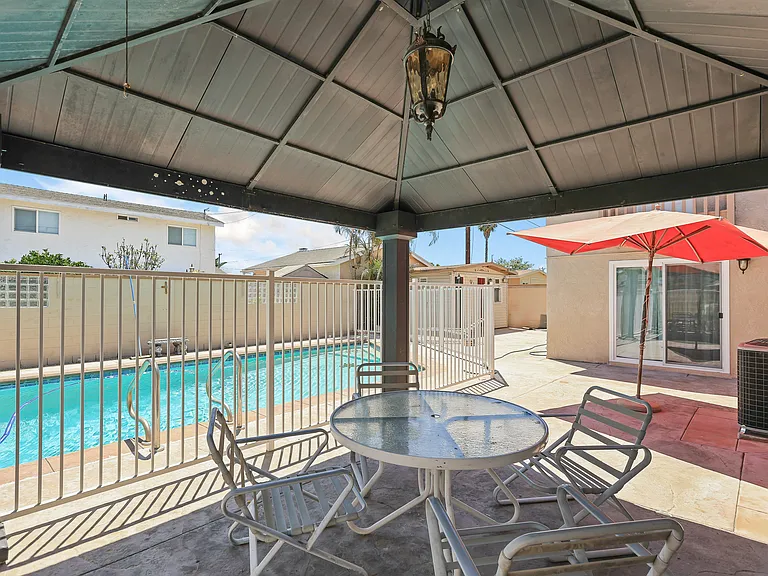 8022 San Miguel Cir — Photo 36