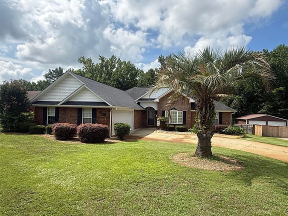 3rd image of 3365 Tamarah Way